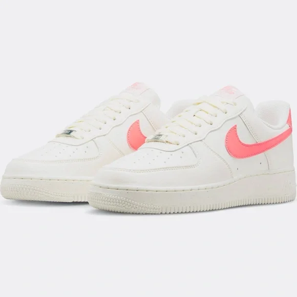 Nike Air Force 1 Sneakers SZ-8.5 NIB - Picture 2 of 8